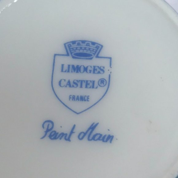 Limoge Dolphin Pillbox, jewerly, trinkets - Picture 6 of 8